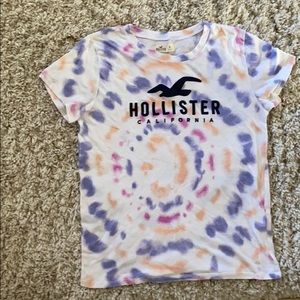 Hollister tee